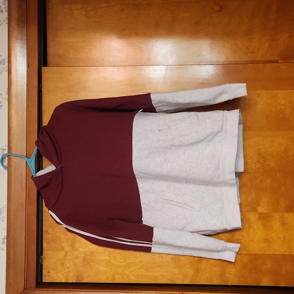 Nursing Queen Nursing sweatshirt, heavy weight, size medium.